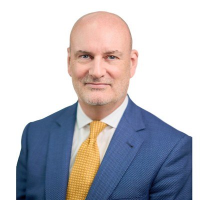 Dr. John M. Duff - Neurosurgeon and Spine Surgeon in Dubai, UAE | Satyug Healthcare