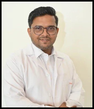  Dr. Amit Tanaji Bhandare is Haematologist and Haemato-Oncologist at Jupiter Hospital, Kalyan Shil Road, Dombivli