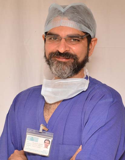 Dr Ashish Sabharwal  Urology / Andrology and Robotic Surgery in Apollo Hospital
