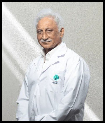 Dr. Shailesh M. Raina is Urologist at Lilavati Hospital and Research Centre, Bandra West, Mumbai