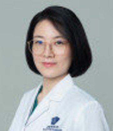 Dr. Maggie Wen - IVF Specialist in Beijing, China | Satyug Healthcare
