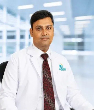 Dr. Subhankar Dey is Specialist at Apollo Gleneagles Hospitals