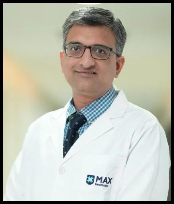 Dr. Abhishek Dave is Ophthalmologist at Max Super Speciality Hospital, Sector 128, Noida