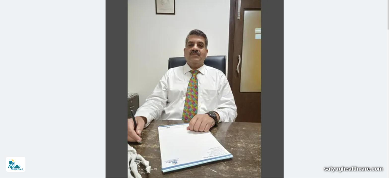 Dr. Ravi Ganesh Bharadwaj is Specialist at Apollo Gleneagles Hospitals