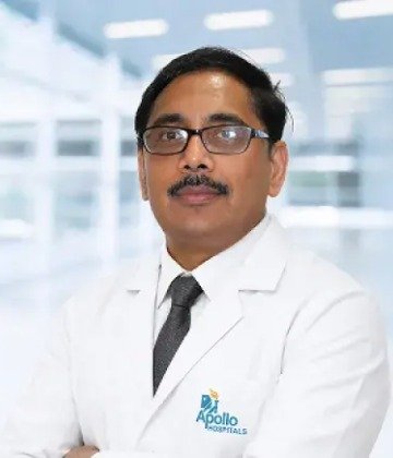 Dr. Santanu Acharyya is Specialist at Apollo Gleneagles Hospitals