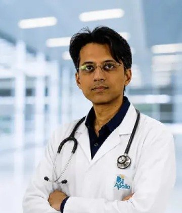 Dr. Charudatta Chaudhari is Specialist at Apollo Hospitals, Navi Mumbai