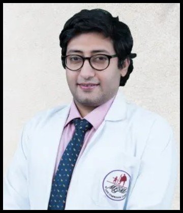 Dr. Varun Rakesh Ghildiyal is Psychiatrist at MGM New Bombay Hospital, Vashi, Navi Mumbai