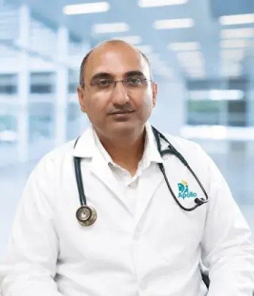 Dr. Saibal Moitra is Specialist at Apollo Gleneagles Hospitals