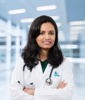Dr. Deepa Giri is Specialist at Apollo Hospitals, Navi Mumbai