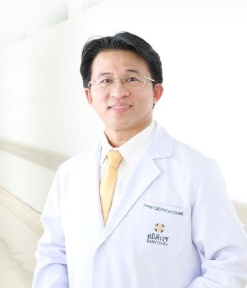 Dr. Pornthep Prathanvanich - Colorectal and Bariatric Surgeon in Bangkok, Thailand | Satyug Healthcare