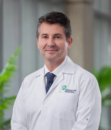 Dr. Catalin Stefan Dragulescu - Orthopaedic and Joint Replacement Surgeon in Dubai, UAE | Satyug Healthcare