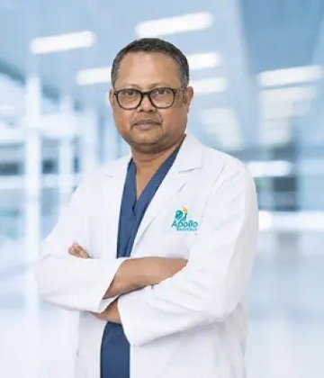Dr. Sisir Das is Specialist at Apollo Gleneagles Hospitals