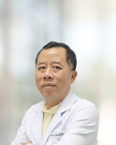 Dr. Wirote Lausoontornsiri - Medical Oncologist in Bangkok, Thailand | Satyug Healthcare