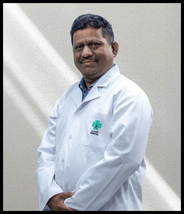 Dr. Vivek Salunke is Gynaecologist and Minimal Access Surgeon at Lilavati Hospital and Research Centre, Bandra West, Mumbai