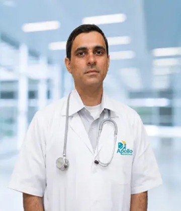 Dr. Suresh Ramasubban is Specialist at Apollo Gleneagles Hospitals