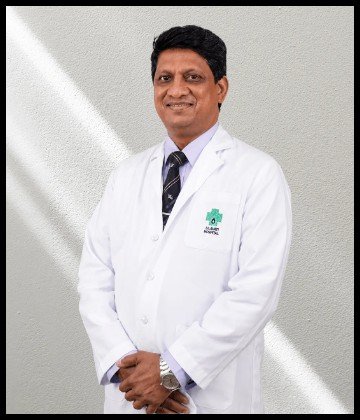 Dr. Vinay Jacob is Plastic, Reconstructive and Aesthetic Surgeon at Lilavati Hospital and Research Centre, Bandra West, Mumbai