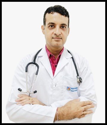 Dr. Vikram Tolani is Specialist at Sarvodaya Hospital, Sector 19, Faridabad