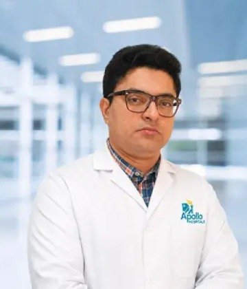 Dr. Amritendu Mukherjee is Specialist at Apollo Gleneagles Hospitals
