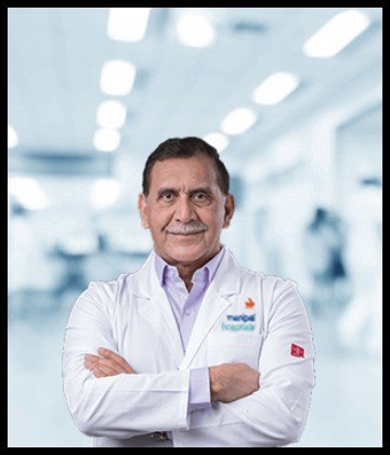 Dr. Dipchand Bhandare is Orthopaedic Surgeon at Manipal Hospital Goa