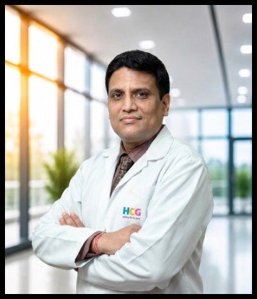 Dr. Gaurav Aggarwal is Uro-Oncologist & Robotic Surgeon at HCG Cancer Hospital, New Town, Kolkata