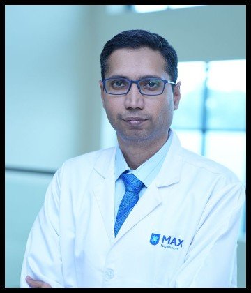Dr. Juned Shaikh is Urologist & Robotic Surgeon at Max Super Speciality Hospital, Nagpur