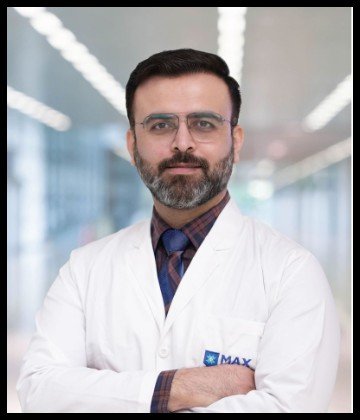 Dr. Mohit Gera is Orthopaedic Surgeon at Max Super Speciality Hospital, Lucknow