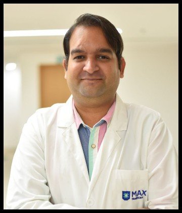 Dr. Niraj Agarwal is Medical Oncologist at Max Super Speciality Hospital, Lucknow