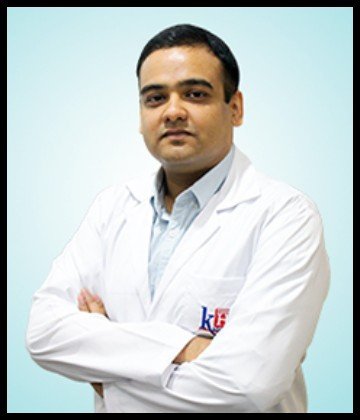 Dr. Shashwat Tiwari is Surgical Oncologist at Kailash Hospital, Jogiwala, Dehradun