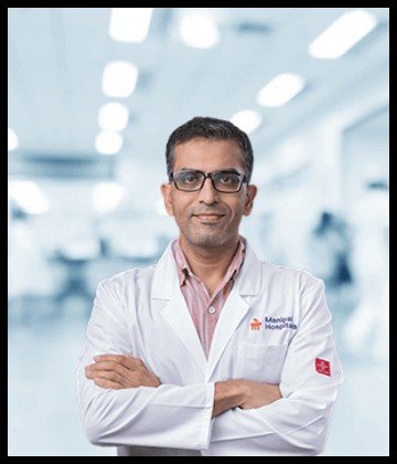 Dr. Vikram Dalvi is Internal Medicine Specialist at Manipal Hospital Goa