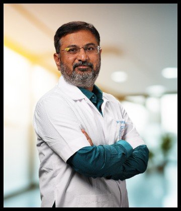 Dr. Vipul Tilva is Uro-Oncologist & Robotic Surgeon at HCG Aastha Cancer Centre, Sola, Ahmedabad