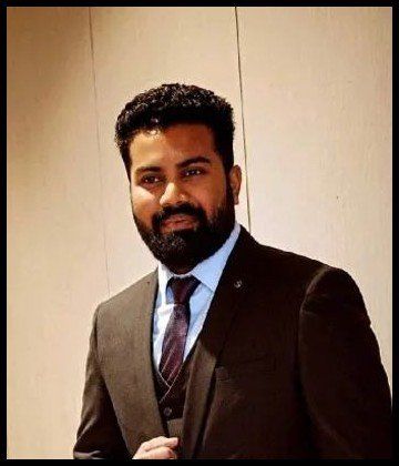 Dr. Rohan Dhotre is Orthopaedic Surgeon at Sahyadri Hospital, Kothrud, Pune