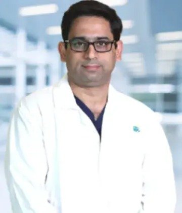 Dr. Agnivesh Tikoo is Specialist at Apollo Hospitals, Navi Mumbai