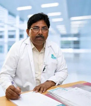 Dr. Litan Naha Biswas is Specialist at Apollo Gleneagles Hospitals