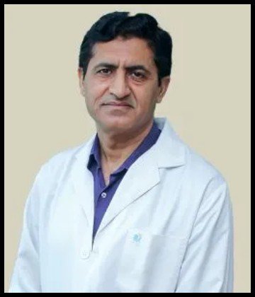 Dr. Sanjay Gudwani is ENT Surgeon at Apollo Spectra Hospitals, Chirag Enclave, New Delhi