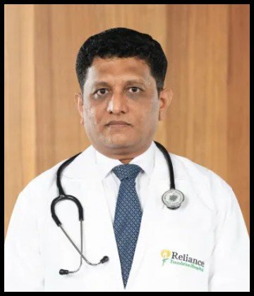 Dr. Rushi Deshpande is Nephrologist at Sir H. N. Reliance Foundation Hospital, Girgaon, Mumbai