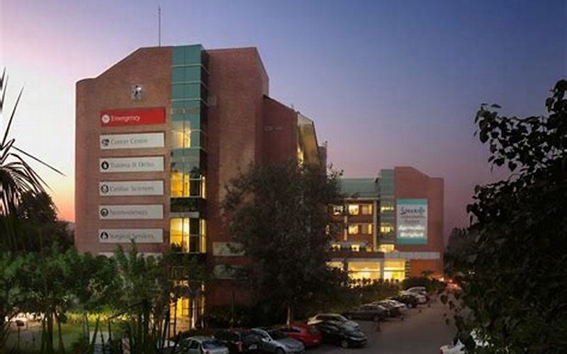 Max Super Speciality Hospital, Mohali, Punjab, India