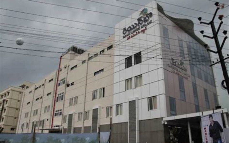 Rainbow Children's Hospital & BirthRight, Currency Nagar, Vijayawada