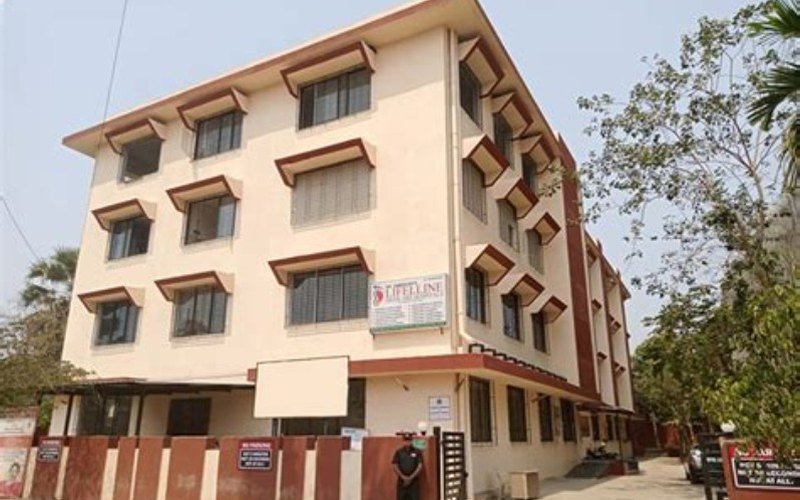 Lifelline Medicare Hospital, Charkop, Kandivali West, Mumbai