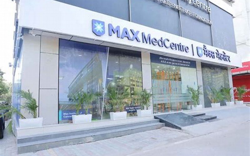 Max IVF, Sector 19, Noida